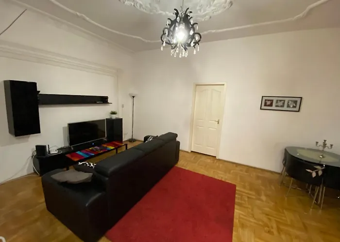 Come & Stay Apartments And Rooms City Center
